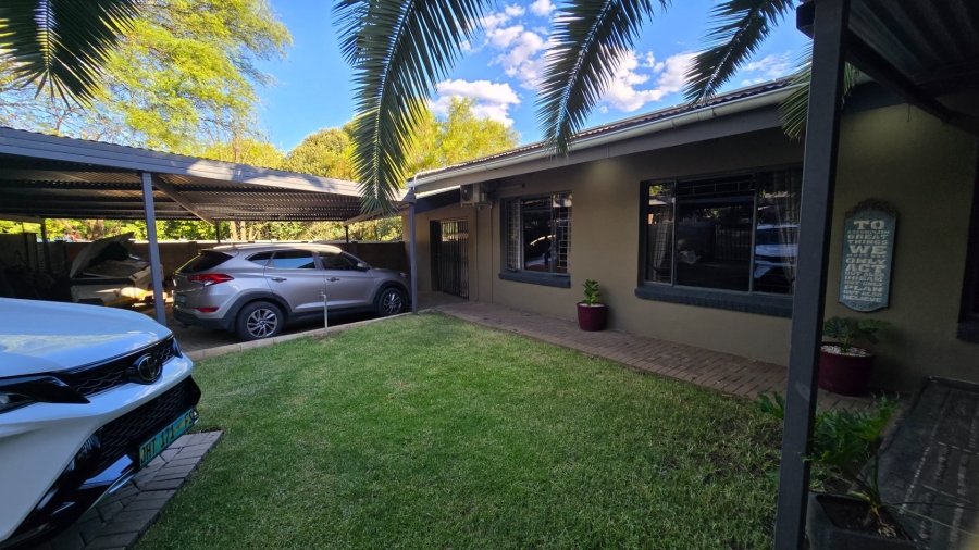 4 Bedroom Property for Sale in Dan Pienaar Free State